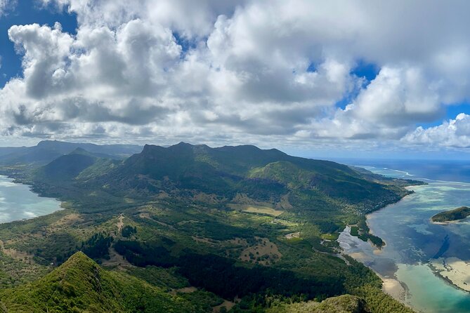 Mauritius: Le Morne: Intimate Hike Away from the Crowd - Key points at a glance