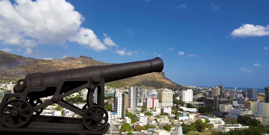 Mauritius: North Tour with Tea Tasting & Oceanarium Visit - Port Louis Central Market and Chinatown