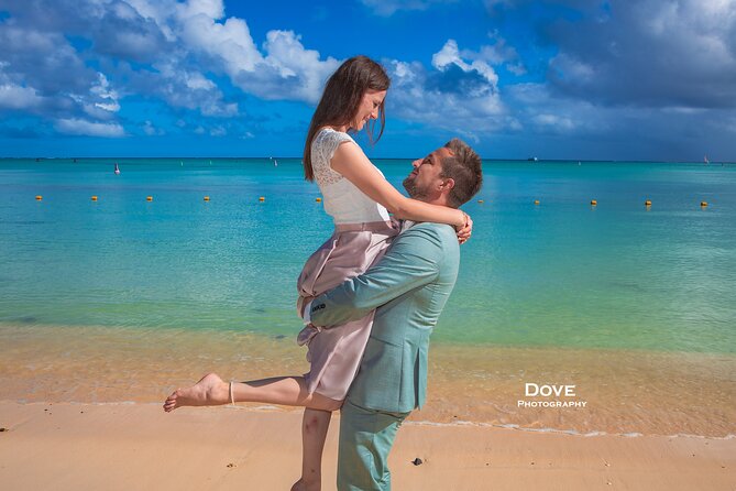 Mauritius: Photoshoot at Mont Choisy Beach with Pro Photographer - Meeting point, transport, and timing