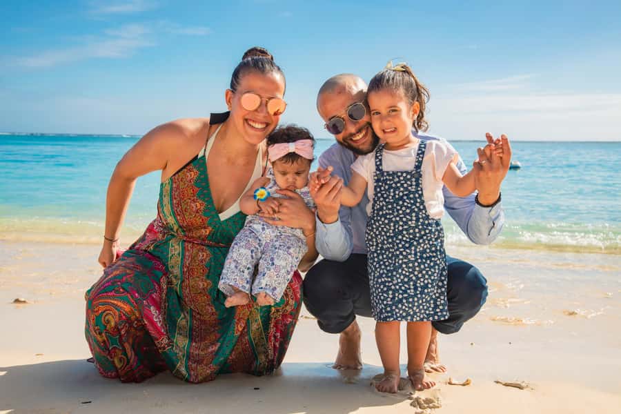 Mauritius: Photoshoot at Mont Choisy Beach - Meeting the photographer and getting started