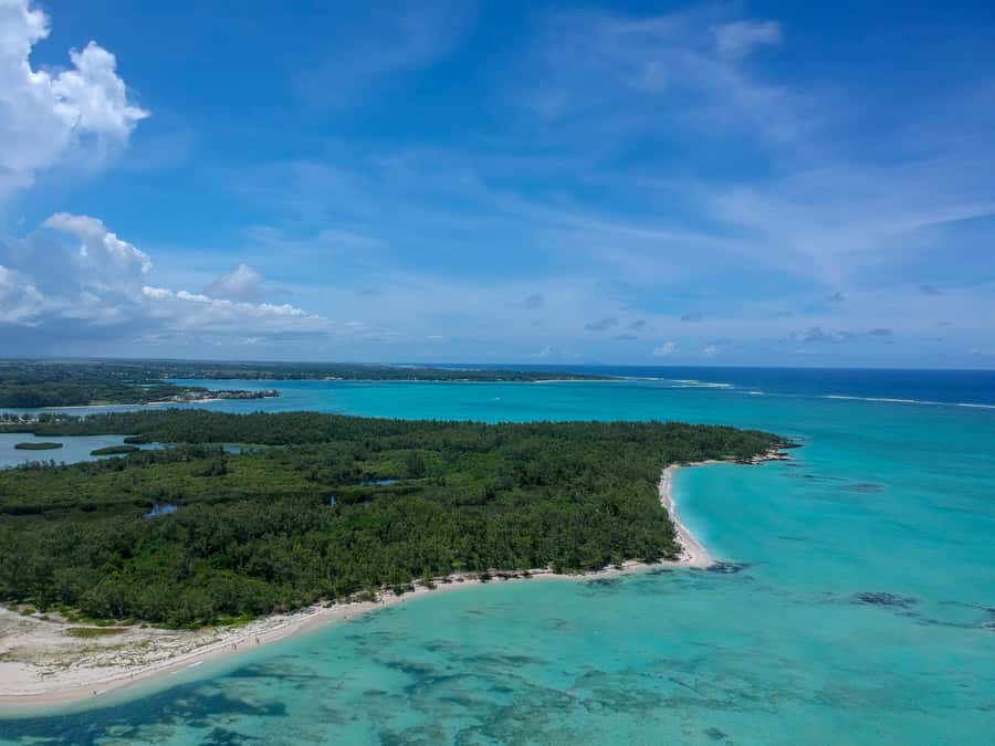 Mauritius: Private 5 Island Tour with Ile aux Cerfs - Five details that make this boat trip worth considering