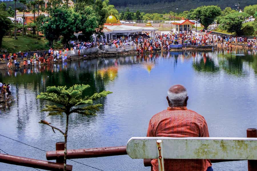 Mauritius: Private Full Day Tour with Entry Tickets & Lunch - Grand Bassin and the statue of Lord Shiva