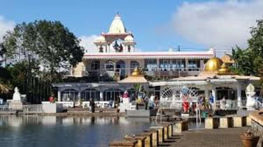 Mauritius: Private Guided South Tour with Pickup - La Vallée des Couleurs and the 23 Colored Earth