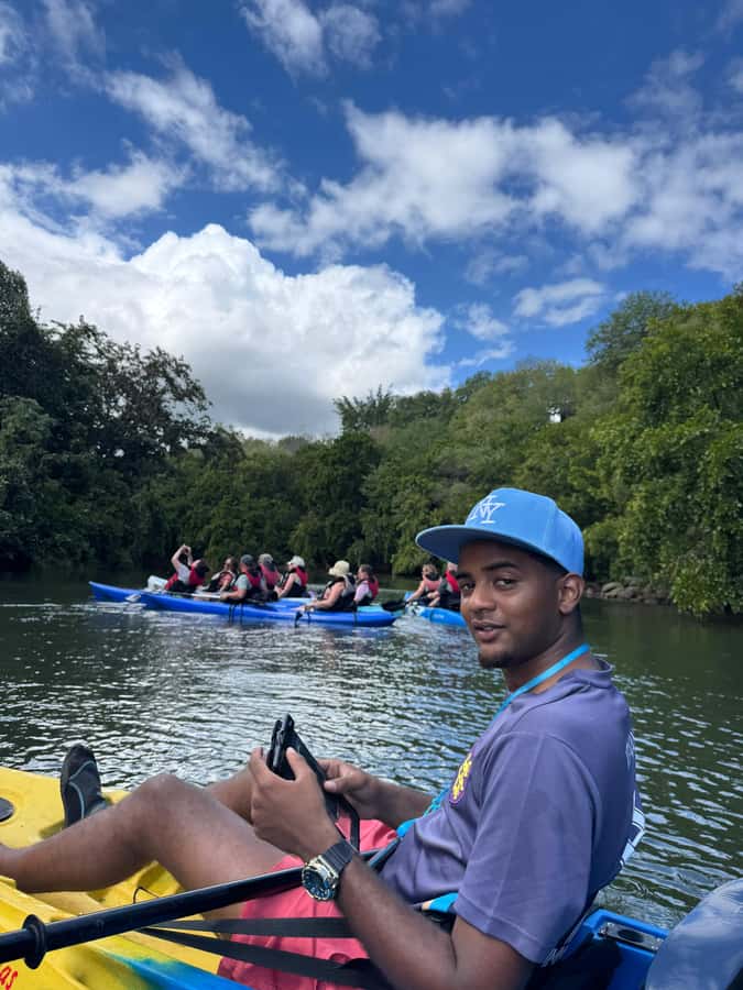 Mauritius: River Guided Kayak Tour with Monkeys - Paddling the Rempart River
