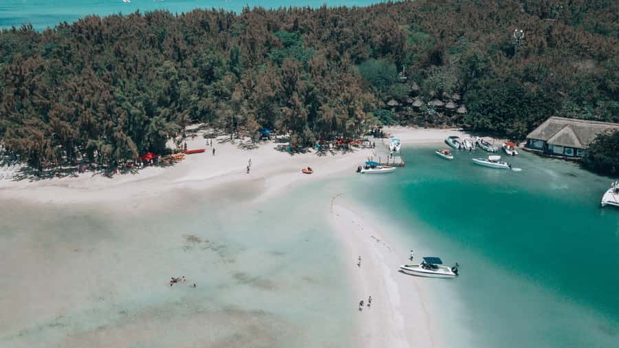 Mauritius: Speedboat Tour to Ile aux Cerfs with Lunch - My verdict on the five-hour speedboat day