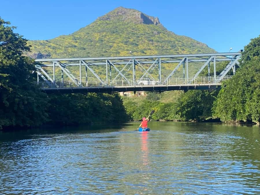 Mauritius: Tamarin Bay Dolphin Watching Kayak Tour - Starting from the beach at Baie du Tamarin