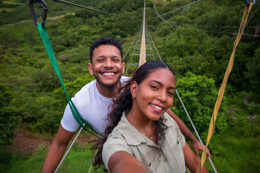 Mauritius: Vallé Advenature Park, Nepalese Bridge - FAQ