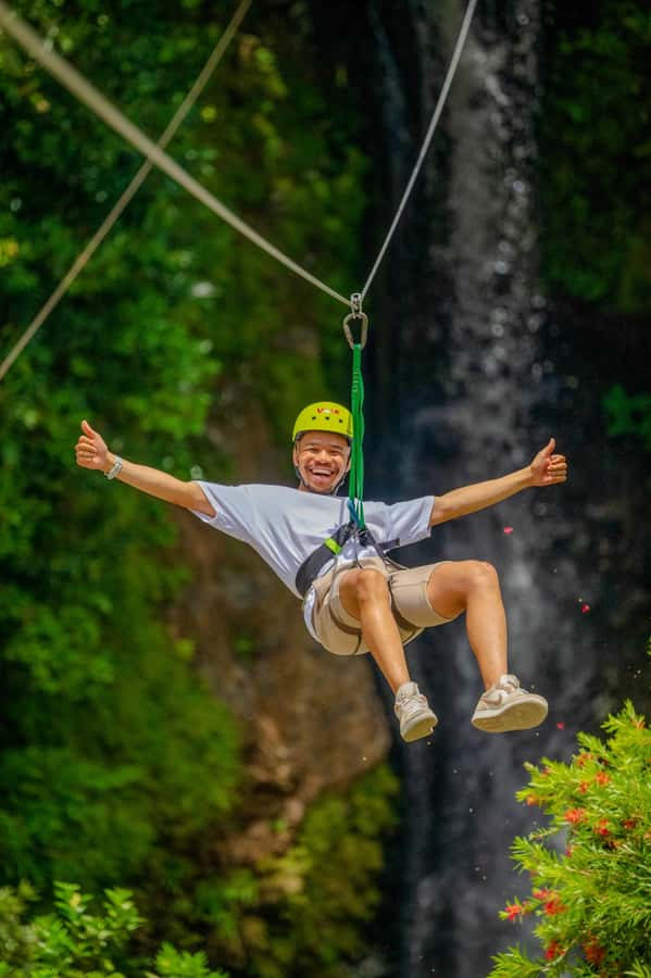 Mauritius: Vallé Advenature Park: Waterfall Zipline - The launch: where nerves turn into speed
