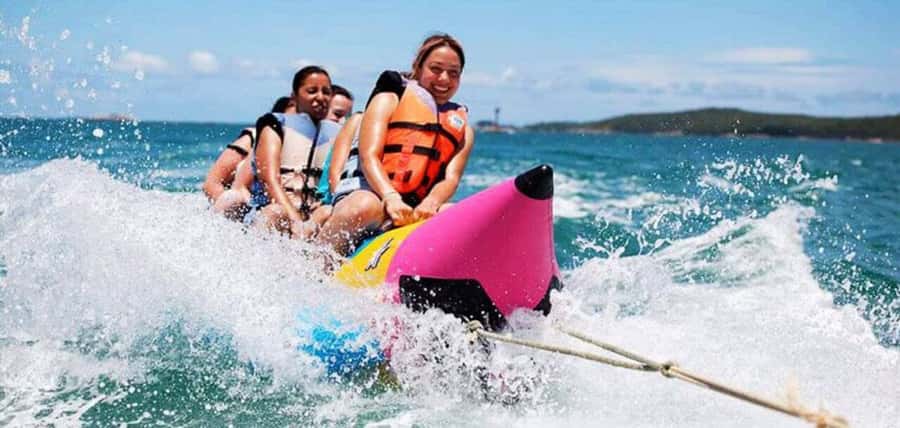 Mauritius: Watersport Adventure Day with Lunch and Pickup - What this Mauritius water day actually includes