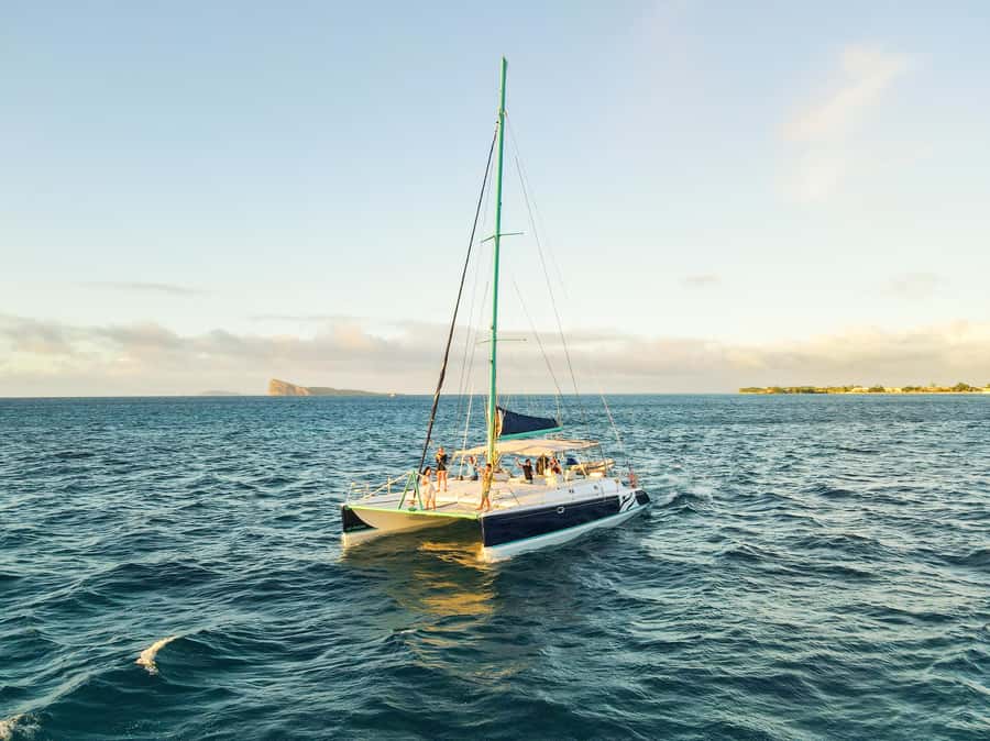 North of Mauritius: Sunset Catamaran Cruise, Drinks & Snacks - Key points to know before booking