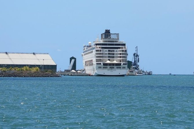 PORT, AIRPORT & HOTEL transfer in mauritius. - What happens when your ship arrives late