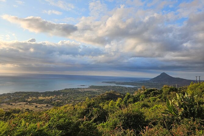 Private and Guided Tour of Mauritius South - Rhumerie de Chamarel turns sugarcane into a cultural stop