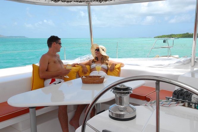 Private Charter Full Day Cruise: Île aux Cerfs - Lunch, drinks, and the real final cost