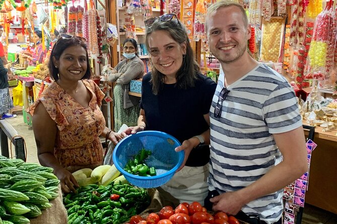 Private Cooking Class Experience with Farmers Market Visit - Choosing between the two menus