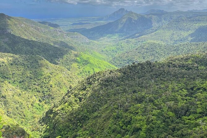 Private Full Day Tour in Mauritius - Seven Colored Earth: The Day’s Big Finish