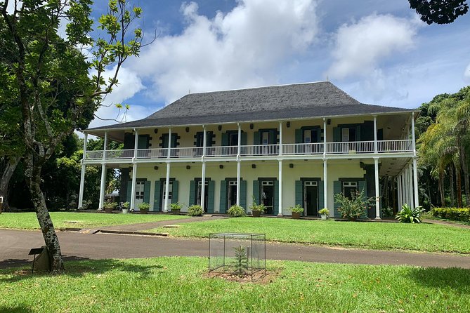 Private Guided Tour of Northern Mauritius with Shopping in Port Louis - Sugar Estate and Museum: useful context, mixed value