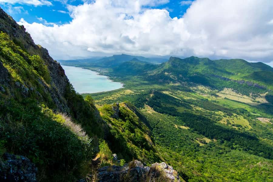 PRIVATE LeMorne Mountain Picturesque Hike-UNESCO Recognised - Meeting Point and Communication Tips