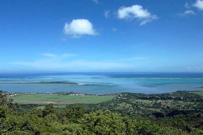 Private Mauritius South Day Tour - Grand Basin, a sacred lake in the forest