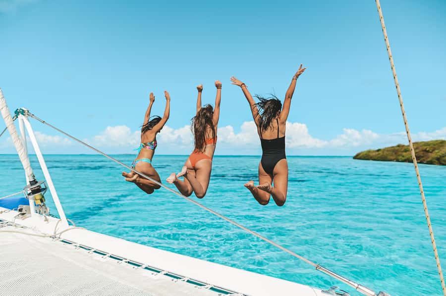 Southeast of Mauritius: Catamaran Cruise w/ BBQ Lunch - Starting at Mahébourg’s Pointe des Régates