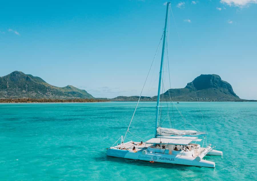 Southwest of Mauritius: Catamaran Cruise w/ Snorkeling - Booking advice and final verdict