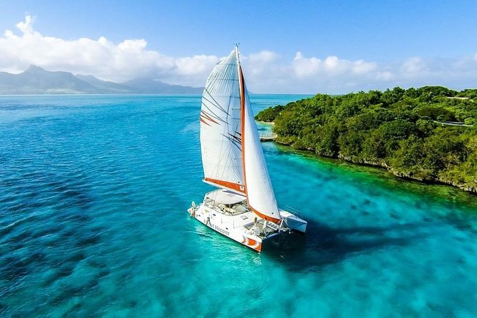 Spectacular Catamaran trip to Ile Aux Cerf with Lunch & Transfer - The short trip to Grand River South East Waterfall