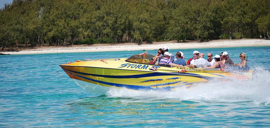 Speed boat to Ile aux Cerfs: Full day incl Lunch & Transfer - Cruising to Grand River South-East Waterfalls