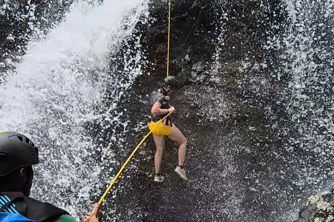Tamarind Falls Abseiling - Taller waterfalls provide the big views