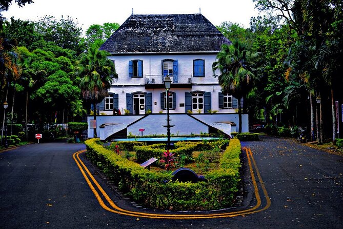 The East of Mauritius: Full-day incl visit to Ile aux Aigrettes & Lunch - Frederick Hendrick Museum at Old Grand Port