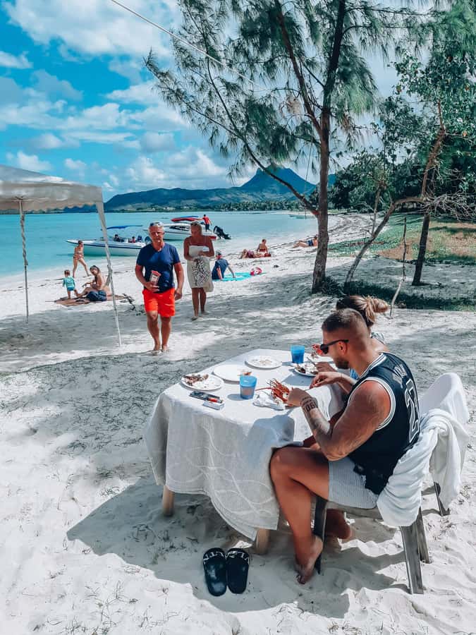 Trou D'Eau Douce: 5 island tour Mauritius with lunch/drinks - Grande Rivière South East waterfall