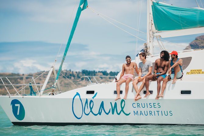 WEST : OCÉANE Private full day cruise to Ile aux Benitiers - Lunch, drinks, and the human side of the cruise