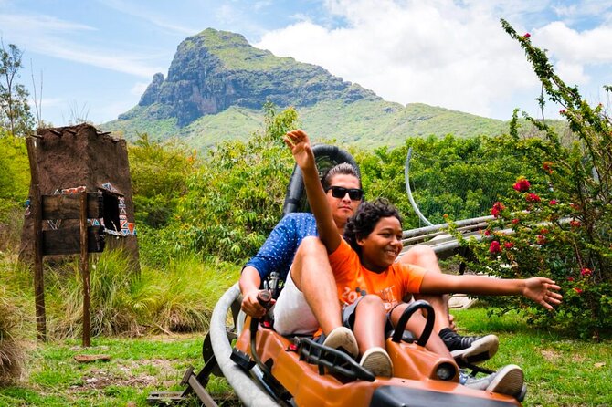 Wild South West Tour : SAFARI & TULAWAKA CASELA PARK & LE MORNE - Key points before you book
